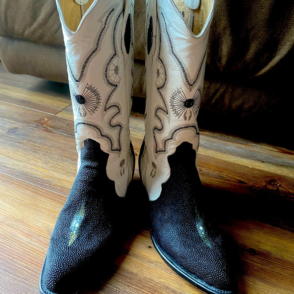 Corral Handcrafted Boots